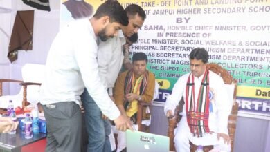 Photo of वर्तमान सरकार विकास कार्यक्रमों के क्रियान्वयन में पारदर्शिता के साथ काम कर रही है: मुख्यमंत्री