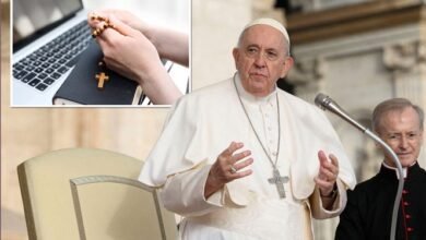 Photo of ईसाई चर्चों में नन और पुजारी भी देखते हैं पोर्न : पोप फ्रांसिस
