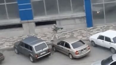 Photo of रूस के दक्षिणी शहर क्रिमस्क में एक शॉपिंग सेंटर में हुई गोलीबारी में कम से कम चार लोगों की मौत हो गई