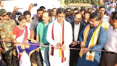 Photo of सचिंद्रनगर उच्च विद्यालय मैदान में सिंथेटिक टर्फ फुटबॉल मैदान का उद्घाटन, प्रदेश में खेलों की गुणवत्ता में सुधार के लिए बेहतर खेल अधोसंरचना विकसित की जा रही है: मुख्यमंत्री