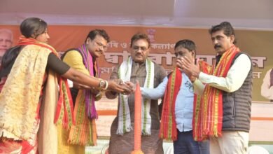 Photo of खोवाई दिव्योदय कृषि विज्ञान केंद्र में पेश की गई राज्य की पहली कृषि ड्रोन तकनीक, किसानों की आय बढ़ेगी तो प्रदेश का विकास और अर्थव्यवस्था बढ़ेगी: कृषि मंत्री