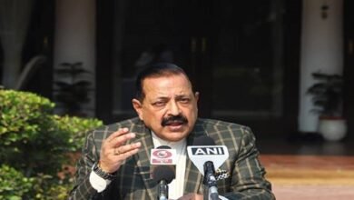 Photo of केंद्रीय मंत्री डॉ. जितेंद्र सिंह ने कहा – प्रधानमंत्री नरेन्द्र मोदी द्वारा शुरू किए गए गवर्नेंस सुधार कामकाजी महिलाओं को अनुकूल वातावरण देते हैं