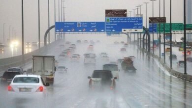 Photo of मिडिल ईस्ट में भारी बारिश की वजह से यूएई  सार्वजनिक जीवन में पीड़ित, बंद स्कूल