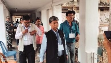 Photo of दोनों प्रत्याशियों ने स्ट्रांग रूम का दौरा कर सुरक्षा व्यवस्था पुख्ता करने की मांग की
