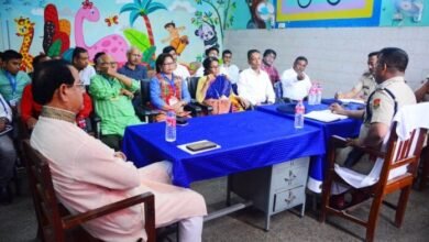 Photo of सदर अनुमंडल पुलिस पदाधिकारी ने विभिन्न राजनीतिक दलों के प्रतिनिधियों के साथ सर्वदलीय बैठक की