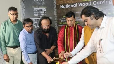 Photo of नज़रुल कलाक्षेत्र में राष्ट्रीय लकड़ी नक्काशी शिविर, त्रिपुरा खुद को संस्कृति-कला-उद्योग के क्षेत्र में देश के अग्रणी राज्य के रूप में उजागर करना चाहता है: युवा मामले और खेल मंत्री