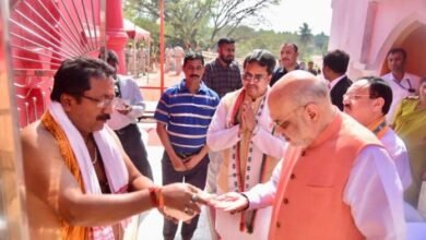 Photo of अमित शाह और जेपी नड्डा त्रिपुरेश्वरी मंदिर में पूजा-अर्चना करने गए