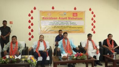 Photo of ऑल त्रिपुरा गवर्नमेंट डॉक्टर्स एसोसिएशन ब्लड डोनेशन कैंप, रक्तदान से बड़ा कोई दान नहीं : मुख्यमंत्री