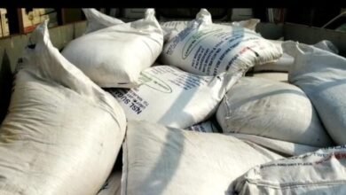 Photo of तस्करी के उद्देश्य से चीनी ले जाने वाले वाहनों को रोकना