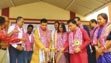 Photo of उन्कोटी जिला आधारित युवा महोत्सव का शुभारंभ, आत्मनिर्भर त्रिपुरा के निर्माण में प्रदेश के युवा समाज की अहम भूमिका : खेल मंत्री
