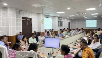 Photo of सरकार की विभिन्न विकास परियोजनाओं का लाभ समाज के गरीब से गरीब व्यक्ति तक पहुंचे : केंद्रीय सामाजिक न्याय राज्य मंत्री