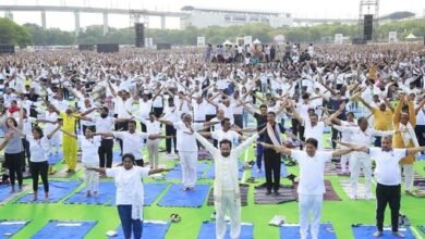 Photo of हैदराबाद में ‘योग महोत्‍सव’ में जुटे 50,000 उत्‍साही प्रतिभागी