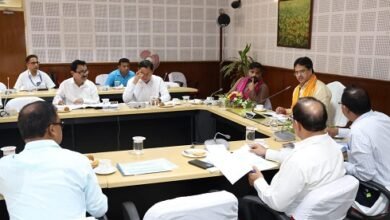 Photo of मुख्यमंत्री ने सचिवालय में पर्यटन विभाग की समीक्षा बैठक में कहा कि पर्यटन उद्योग राज्य में अर्थव्यवस्था के वैकल्पिक स्रोत के रूप में विकसित होने की क्षमता रखता है.
