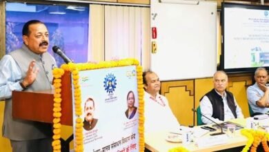 Photo of डॉ. जितेंद्र सिंह के अनुसार  पिछले नौ वर्षों के दौरान विज्ञान एवं प्रौद्योगिकी, अंतरिक्ष अनुसंधान और औषधि उद्योग (फार्मास्युटिकल्स)  में प्रधानमन्त्री  मोदी के नेतृत्व में लगी बड़ी छलांग ने भारत के वैज्ञानिक स्वभाव और कौशल को दुनिया के सामने प्रदर्शित किया है और भारत को उभरती प्रौद्योगिकियों के साथ अग्रणी देशों की विशिष्ट श्रेणी  में शामिल कर दिया  है