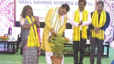 Photo of पीएम फ्लैगशिप योजना पर जागरूकता अभियान शिविर, प्रधानमंत्री फ्लैगशिप योजना के वास्तविक लाभार्थियों तक पहुंचने का अवसर: वित्त मंत्री