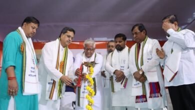 Photo of रेंटर्स सोसायटी में महात्मा गांधी की प्रतिमा का अनावरण, महात्मा गांधी का अहिंसा का सिद्धांत आज भी प्रासंगिक: मुख्यमंत्री