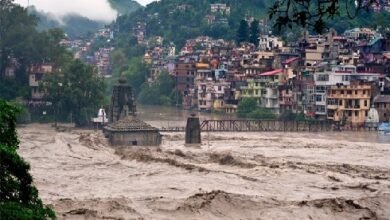 Photo of उत्तर भारत भारी बारिश और बाढ़ से प्रभावित, भूस्खलन में 22 की मौत