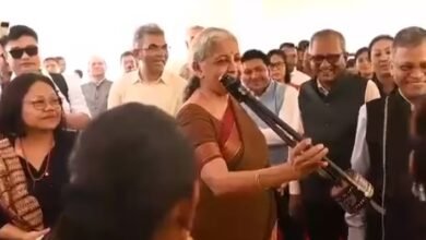 Photo of केंद्रीय वित्त मंत्री ने श्रीमंतपुर एकीकृत भूमि बंदरगाह का दौरा किया