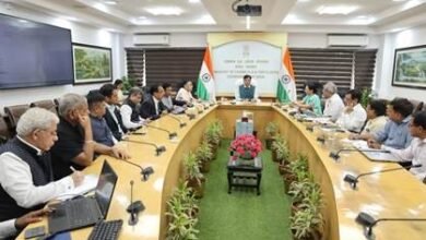 Photo of केंद्रीय रसायन एवं उर्वरक मंत्री डॉ. मनसुख मांडविया ने एमएसएमई फार्मा कंपनियों के प्रतिनिधियों से मुलाकात की, एमएसएमई फार्मा क्षेत्र में स्व-नियमन की आवश्यकता पर जोर दिया