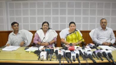 Photo of प्रेस कॉन्फ्रेंस में उद्योग और वाणिज्य मंत्री, यूनिटी मॉल में राज्य के हस्तशिल्प और हस्तशिल्प उत्पादों का विपणन किया जाएगा