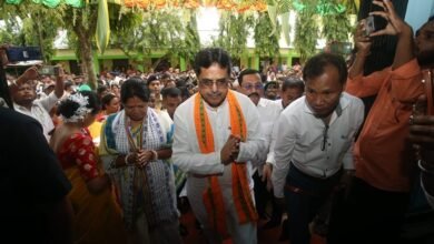 Photo of सलेमा कक्षा 12वीं स्कूल के नवनिर्मित पक्के भवन का उद्घाटन विद्यार्थियों को घरेलू शिक्षकों पर अधिक निर्भर रहने के बजाय अधिक पाठ्यपुस्तकें पढ़नी चाहिए: मुख्यमंत्री