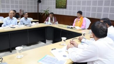 Photo of सचिवालय में बिजली विभाग के विभिन्न कार्यक्रमों की समीक्षा बैठक में मुख्यमंत्री ने कहा, बिजली बर्बादी पर नागरिक जागरूकता बढ़ाई जाए