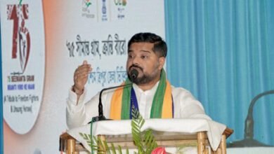 Photo of पश्चिम त्रिपुरा जिला-आधारित मेलों और प्रदर्शनियों का अंत, सीमावर्ती क्षेत्रों में बहादुर सैनिकों के लिए देश की अखंडता की रक्षा की जाती है: पर्यटन मंत्री