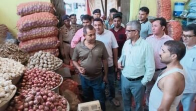 Photo of प्याज: दो दिन में 20 रुपए प्रति किलो बढ़ गया प्याज, प्रशासन ने चलाया अभियान