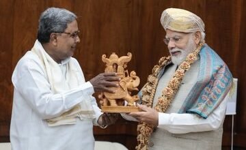 Photo of कर्नाटक के मुख्यमंत्री ने प्रधानमंत्री श्री नरेन्द्र मोदी से मुलाकात की
