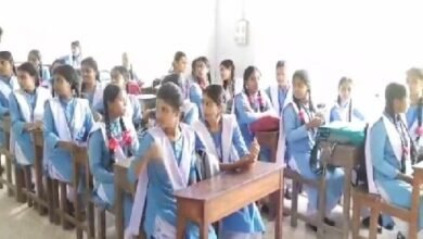 Photo of विद्यालय में पठन-पाठन में व्यवधान, जिलाधिकारी को पत्र