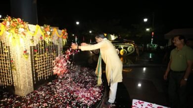 Photo of अल्बर्ट एक्का पार्क में बांग्लादेश के स्वतंत्रता सेनानियों पर आधारित लेजर प्रदर्शनी का उद्घाटन, भारतीय सेना और स्वतंत्रता सेनानियों के अदम्य साहस से मिली बांग्लादेश को आजादी: मुख्यमंत्री