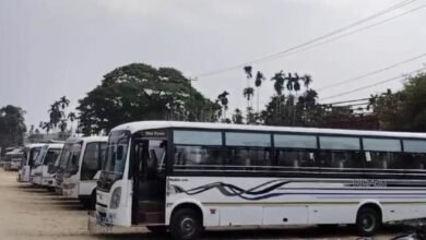 Photo of तेलियामुरा-अगरतला बस और मैक्स कार सेवा अनिश्चित काल के लिए बंद, यात्री परेशान