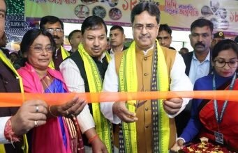 Photo of राज्य की महिलाओं के साथ स्वयं सहायता समूह बनाकर लखपति दीदी बनाने की योजना: मुख्यमंत्री