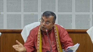 Photo of राजनीतिक आतंकवाद में मारे गए लोगों के परिवारों के कल्याण के लिए राज्य सरकार द्वारा निकाली गई योजना में 15 सरकारी नौकरियां