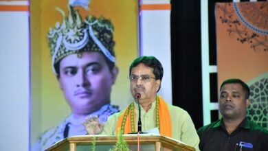 Photo of महाराजा वीरविक्रम महाविद्यालय के नये छात्रों के स्वागत समारोह में महाराजा वीरविक्रम महाविद्यालय की ख्याति देश के विभिन्न भागों में फैल गयी है