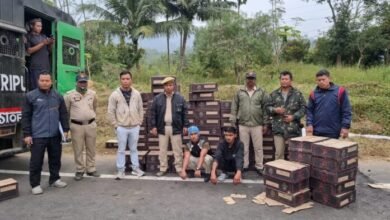 Photo of राज्य के बाहर से कोयला लदी लॉरी से 18 लाख रुपये की शराब जब्त की गयी