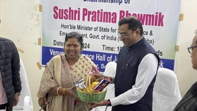 Photo of केंद्रीय सामाजिक न्याय राज्य मंत्री ने दक्षिण त्रिपुरा में केंद्रीय फ्लैगशिप योजना पर जिलेवार समीक्षा बैठक की