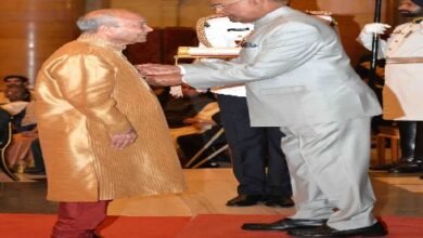 Photo of प्रधानमंत्री ने प्रसिद्ध कानूनी विद्वान प्रोफेसर वेद प्रकाश नंदा के निधन पर गहरा शोक व्यक्त किया