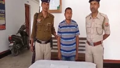 Photo of ज्वेलर्स के यहां से सोने की चेन चुराने वाले चोर की पहचान हो गई