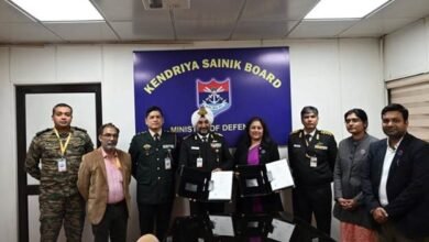 Photo of आरईसी फाउंडेशन ने पूर्व सैनिकों के 12,500 बच्चों की शिक्षा के लिए सशस्त्र सेना झंडा दिवस कोष में योगदान दिया