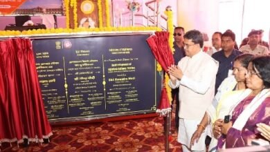 Photo of आधुनिकीकृत रेलवे स्टेशन संबंधित शहरों की विरासत और विकास का प्रतीक होंगे: प्रधानमंत्री प्रधानमंत्री मतलब विकास की गारंटी: मुख्यमंत्री