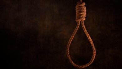 Photo of मां और पिता की अनुपस्थिति में मैट्रिक की छात्रा ने फांसी लगाकर आत्महत्या कर ली