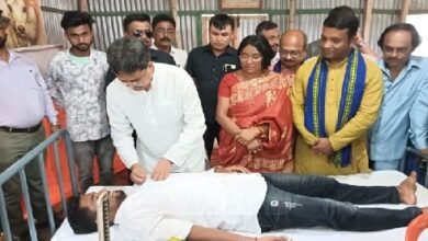 Photo of दिवंगत विधायक को श्रद्धांजलि हेतु रक्तदान शिविर