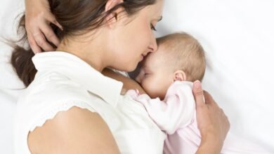 Photo of FSSAI ने मां के दूध और दूध से बने उत्पादों की बिक्री पर रोक लगा दी है