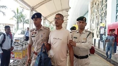 Photo of गोलीबारी की घटना के एक आरोपी को पुलिस ने पश्चिम बंगाल के मुकुंदपुर से गिरफ्तार कर लिया है