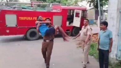 Photo of बाइक दुर्घटना में 2 युवक गंभीर रूप से घायल हो गए