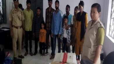 Photo of गंडाचरा पुलिस ने 4 बच्चों समेत 11 बांग्लादेशी नागरिकों को गिरफ्तार किया है