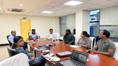 Photo of रविवार रात से तबाही मचा सकता है चक्रवात रेमल, बिजली सेवा दुरुस्त रखने के लिए बिजली सचिव ने की आपात बैठक