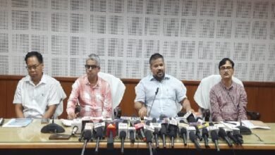 Photo of प्रेस कॉन्फ्रेंस में खाद्य मंत्री ने कहा कि राज्य में पेट्रोलियम उत्पादों समेत आवश्यक वस्तुओं का भंडार संतोषजनक है