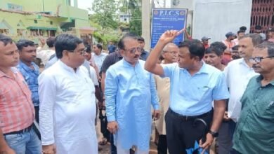 Photo of बनमालीपुर क्षेत्र में पानी रोकने के लिए कुछ स्वार्थी लोग जिम्मेदार, बुधवार से शुरू होगी कार्रवाई : मेयर